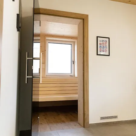 Huawa Apartment *